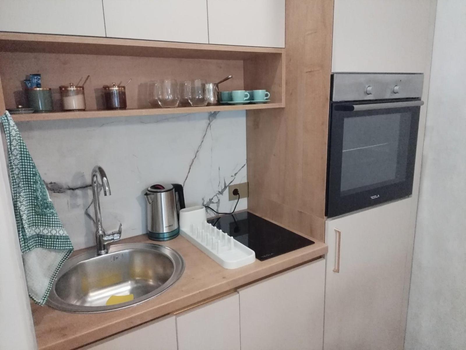 Apartment Centrum - Free Private Parking Novi Sad Dış mekan fotoğraf