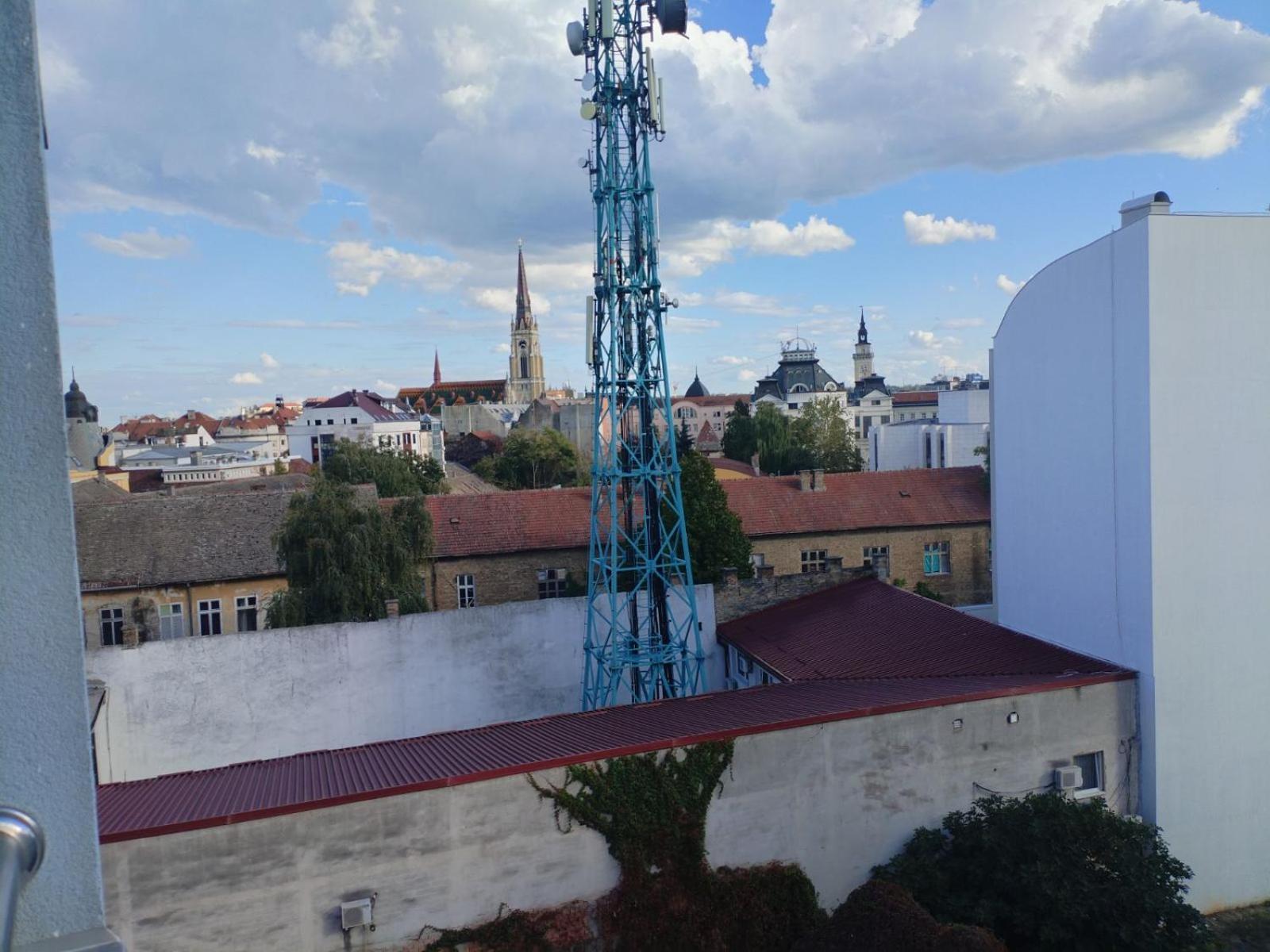 Apartment Centrum - Free Private Parking Novi Sad Dış mekan fotoğraf